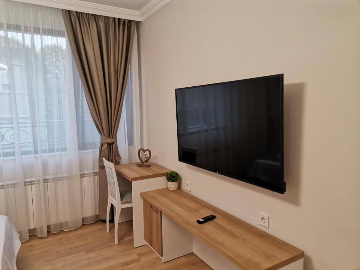 Family Boutique Residence-Free Parking Veliko Tarnovo Extérieur photo